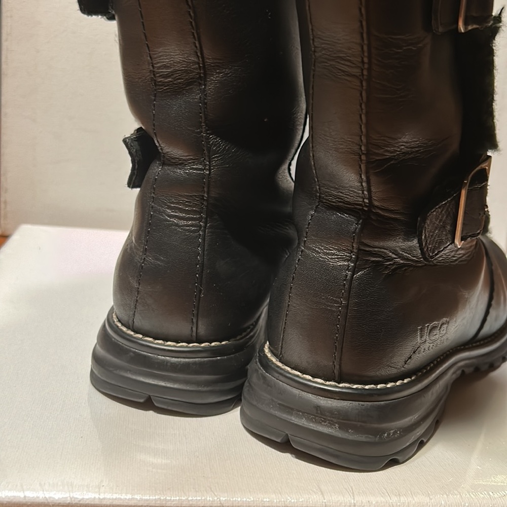 Ugg Boots Size 5 - image 6